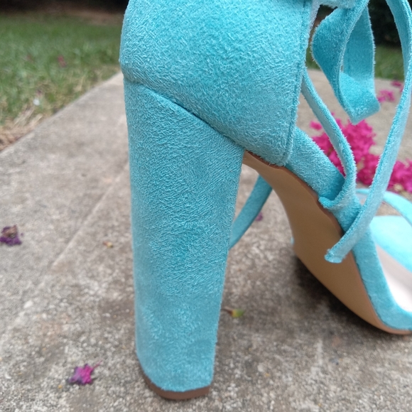 Blue Wrap Up Block Heel - Picture 6 of 7